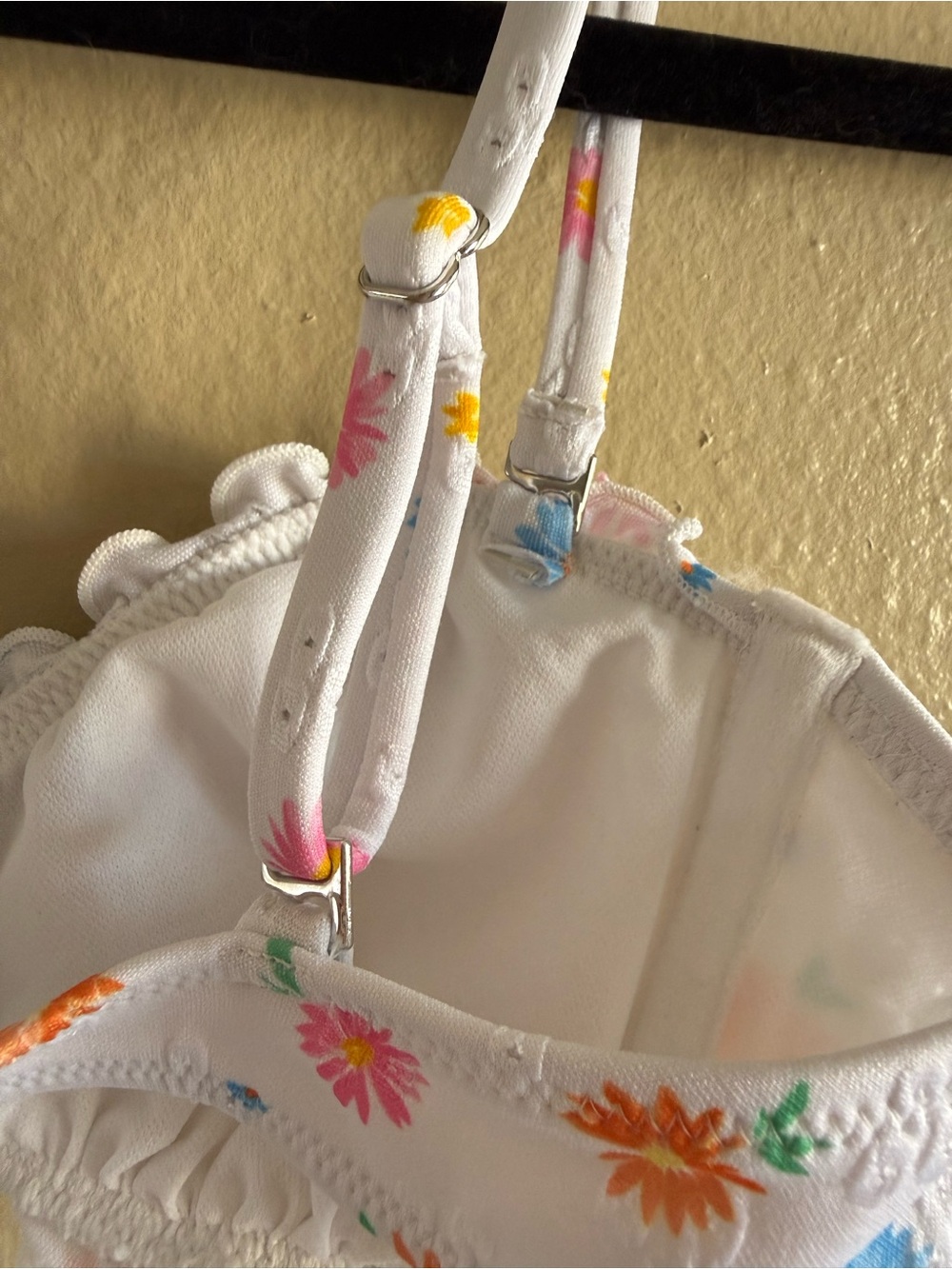 Floral Ruffle Bikini - Picture 5 of 8